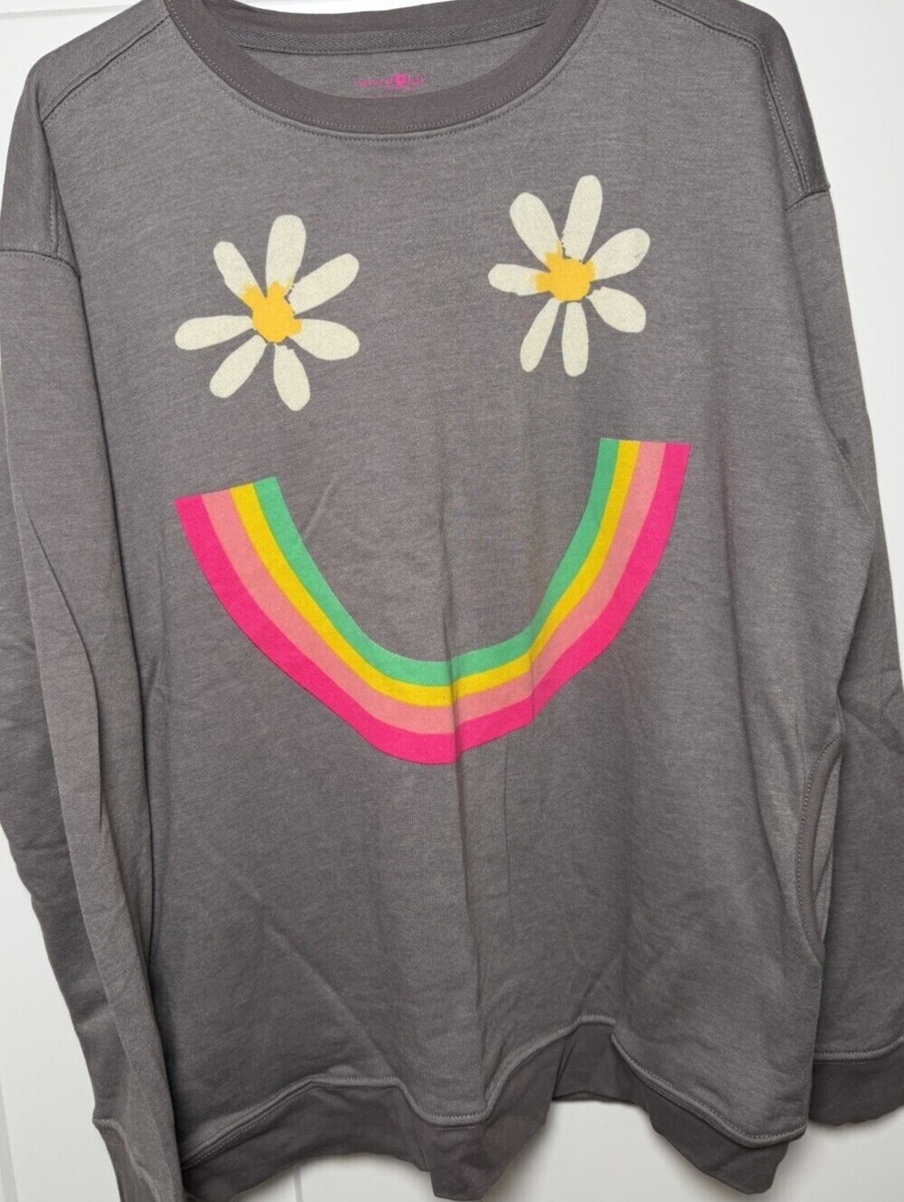 Natural Life Sweatshirt Women M Gray Rainbow Daisy Smiley Boho Pocket NWOT - Picture 2 of 10